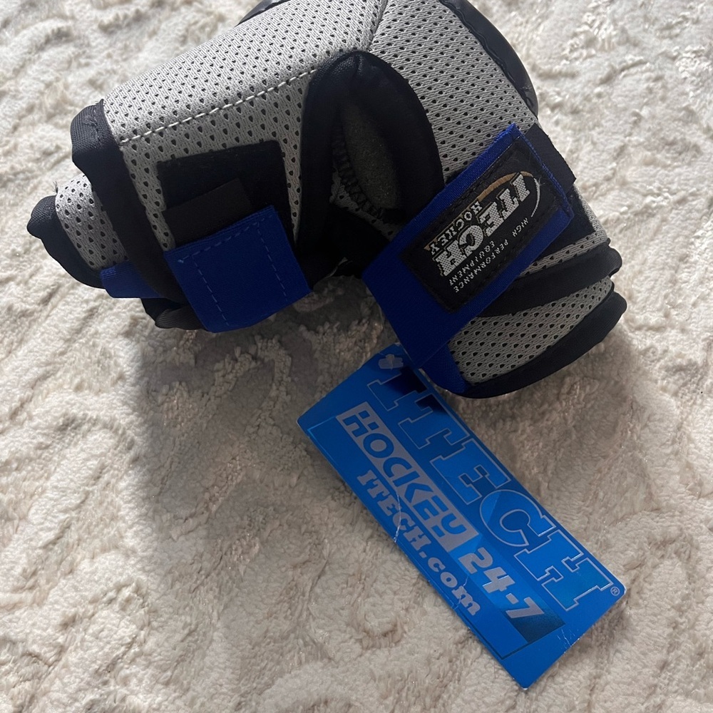 NWT Itech Blue and Gray Hockey elbow pads
